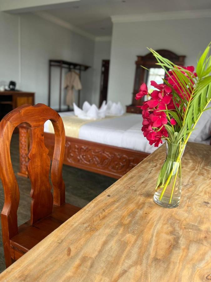 The Moon Boutique Hotel Kampot